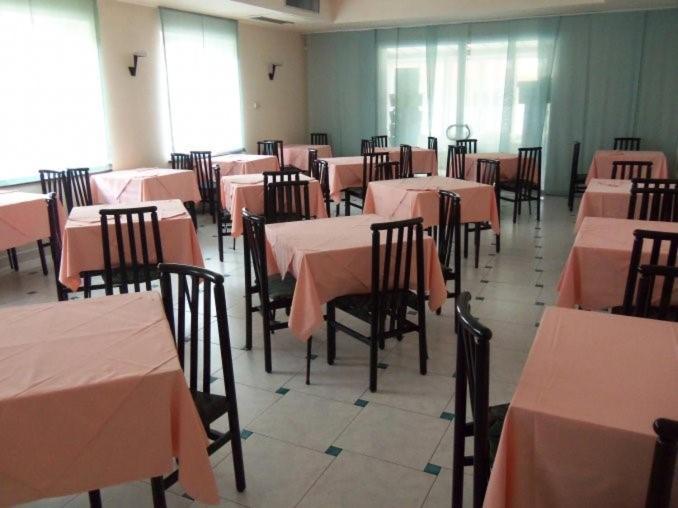 Hotel Silvia Viserbella di Rimini Zewnętrze zdjęcie